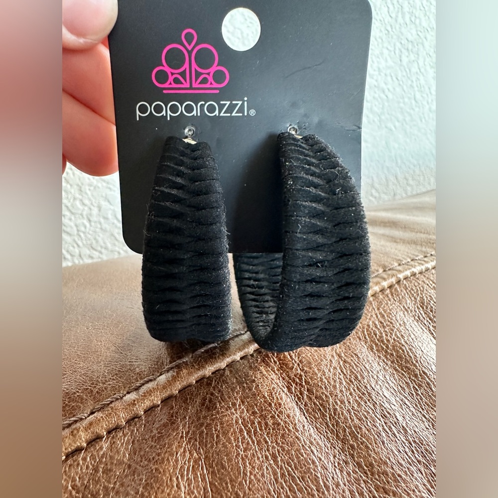 Paparazzi black cloth earrings